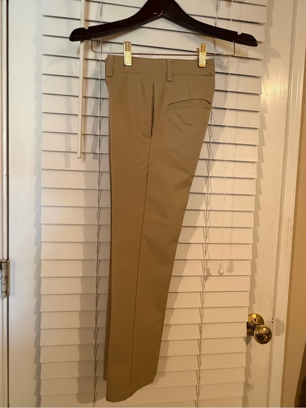 Youth boys Khaki Dress Pants - Classic Flat Front. Great Condition
